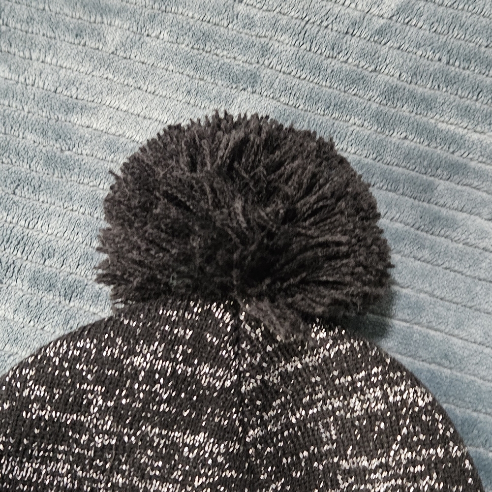 Batman Beanie - Picture 5 of 9
